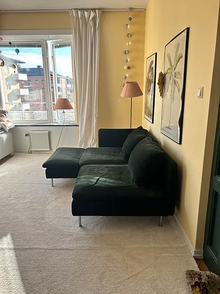 SÖDERHAMN 2-sitssoffa, med schäslong med armstöd/Tallmyra mörkgrön