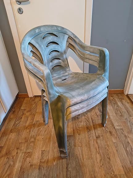 Stapelbara trädgårdsstolar 3st