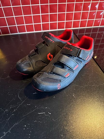Scott cykelskor svart/röd storlek 43