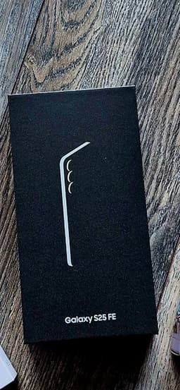 Samsung Galaxy S25 fe smartphone 128 GB
