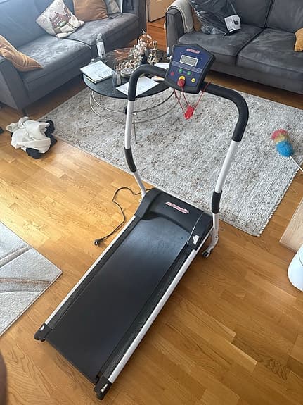 Smidigt kompakt löpband för hemmet – perfekt för promenader och vardagsmotion