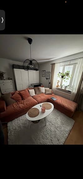 4 sits soffa med fotpall