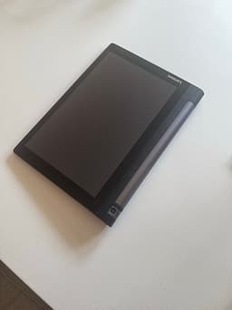 Lenovo Yoga surfplatta – smidig, stilren, inbyggt stativ