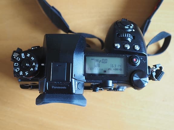 OBS! Oanvänd Panasonic G9, 100 exp, med extra batterigrepp.