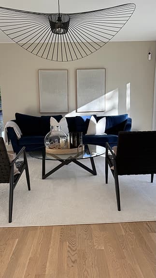 Mörkblå 4 sitsig soffa i sammet