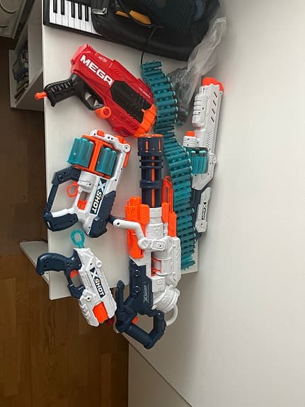 Nerf leksaksvapen set skumdartblaster röd och flerfärgad
