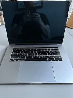 MacBook Pro 15” (2018) – 6-core i7, 16GB RAM, Space Grey