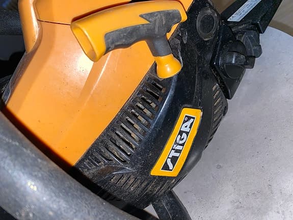 Stiga motorsåg bensin gul/svart SP 37