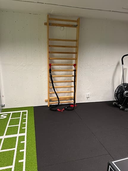 GYMUTRUSTNING SÄLJES – FLERA DELAR