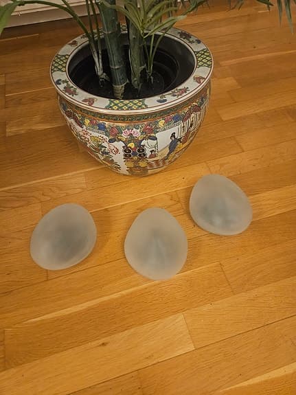 Solcellsdrivna trädgårdslampor