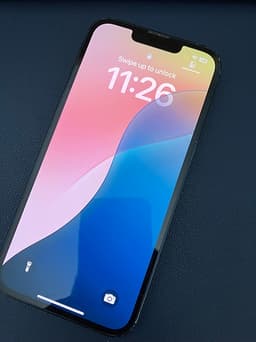 Apple iPhone 13 128 GB svart