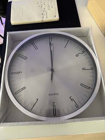 Väggklocka, 30 cm oöppnad