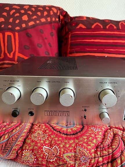 Luxman  R-2040 stereo receiver