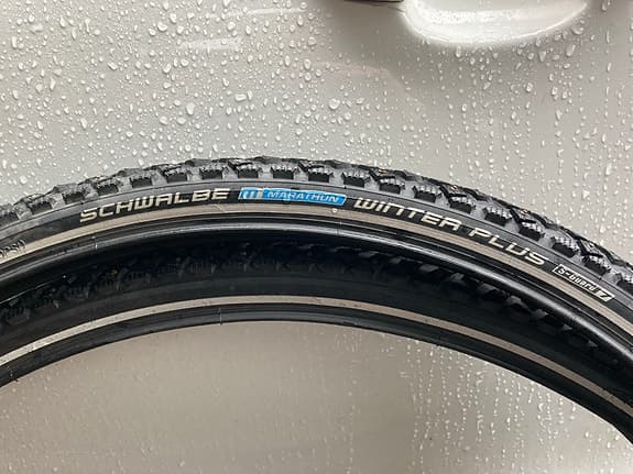 Schwalbe Marathon Winter Plus vinterdäck 42mm 28tum