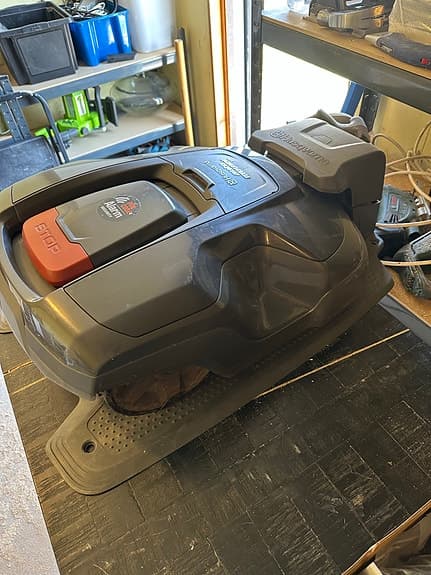 Husqvarna Automower 315 robotgräsklippare grå