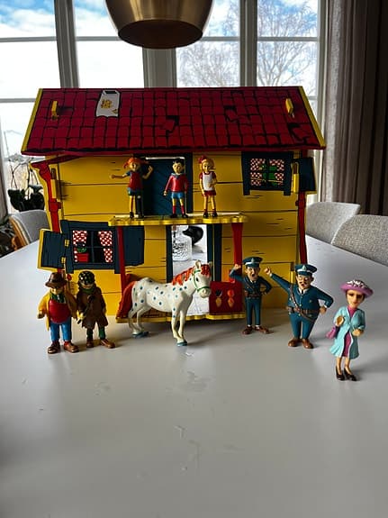 Pippihus med tillbehör
