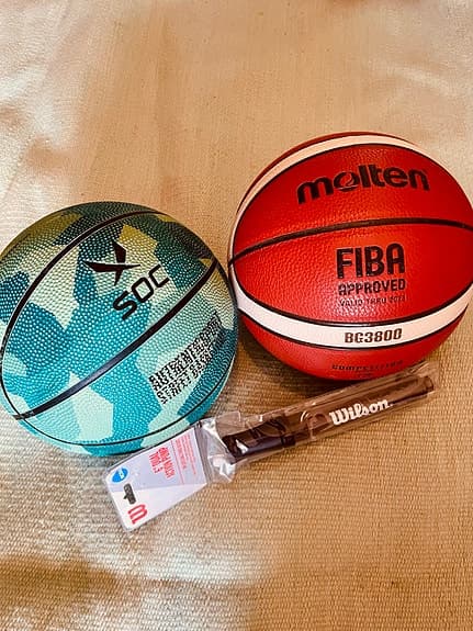 Basketboll Molten + Soc + Wilson pump