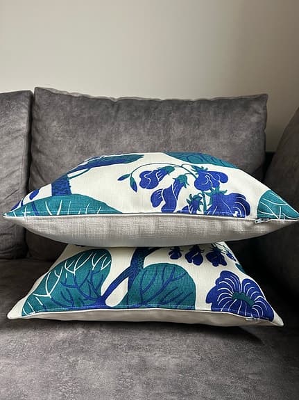 2st Kuddfodral/ Tyg Från Svenskt Tenn/ Josef Frank/ Aramal