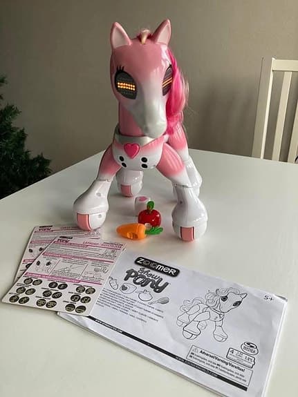 Zoomer, Interactive Show Pony.