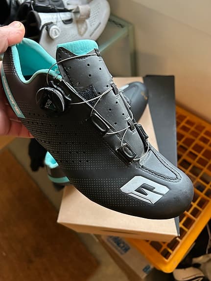 landsvägscykelskor storlek 40