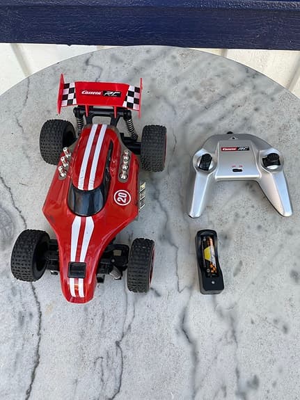 Carrera RC radiostyrd bil röd