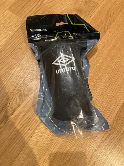 Benskydd barn fotboll NYA