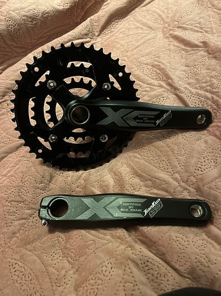 WG JIANKUN XCR-431I CRANKSET 22-32-44T / BCD 104-64 / 170MM - BLACK