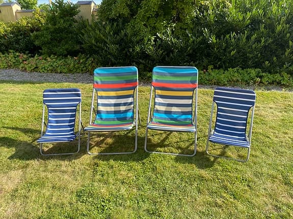 Hopfällbara solstolar randigt tyg metallram