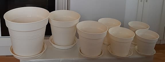 Planteringskrukor - 7 st i olika storlekar