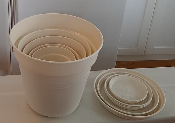 Planteringskrukor - 7 st i olika storlekar