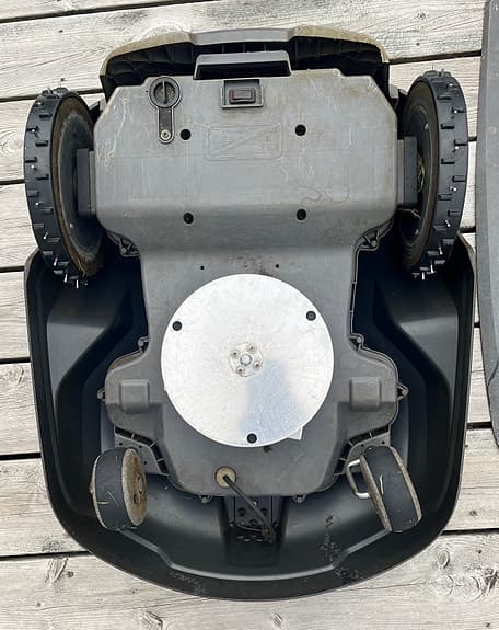 Husqvarna Automower 320 robotgräsklippare