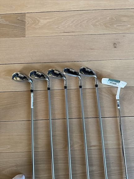 Wilson Ultra CGI järnset Dam