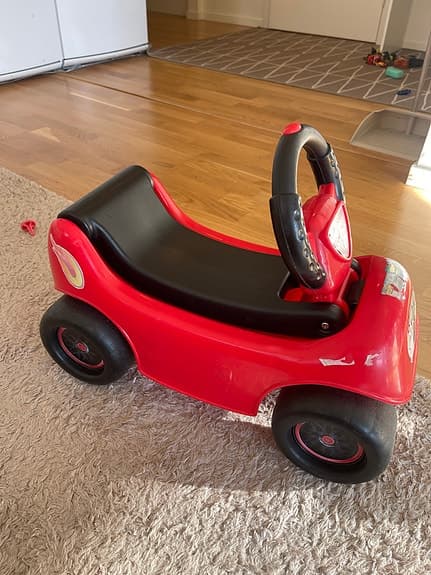 Disney gåbil röd plast