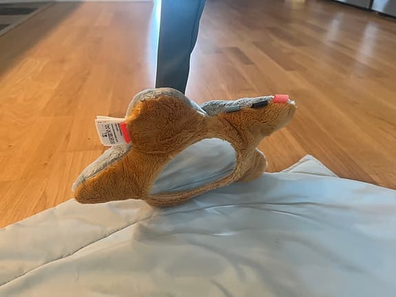 Done by Deer babygym lekmatta grå med hängande leksaker