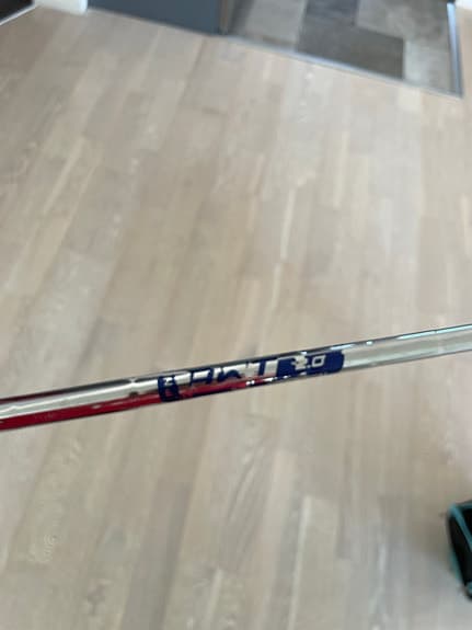 Järnklubbor (5-PW) Ping 425. Nybörjarvänliga. Vänster