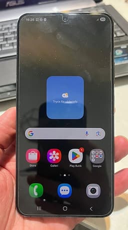 Samsung Galaxy S22 Plus / 128GB / 8GB