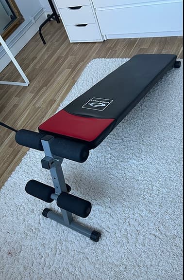 Sit-up bänk
