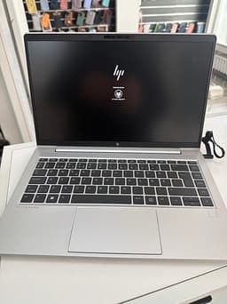 HP bärbar dator 14–15 tum silver