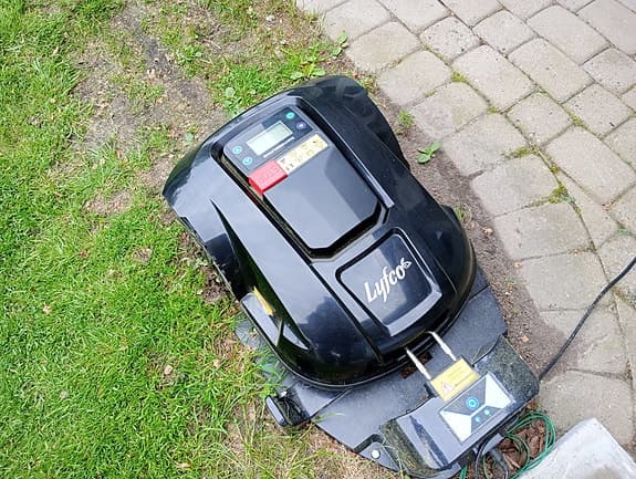 Lyfco robotgräsklippare 1 800