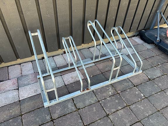 Cykelställ metall för flera cyklar