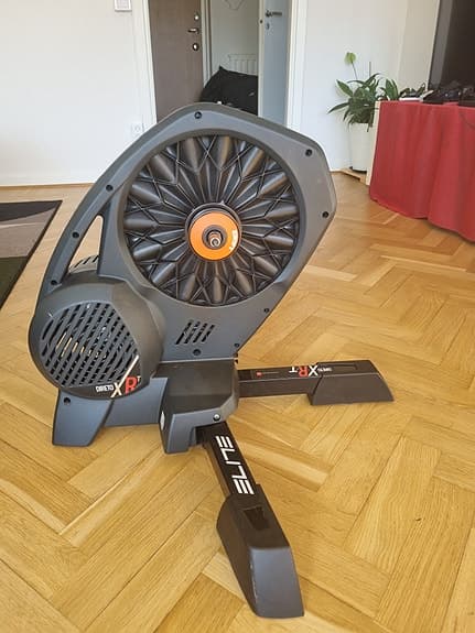 Elite Direto XR-T cykeltrainer + Zwift Cog Click