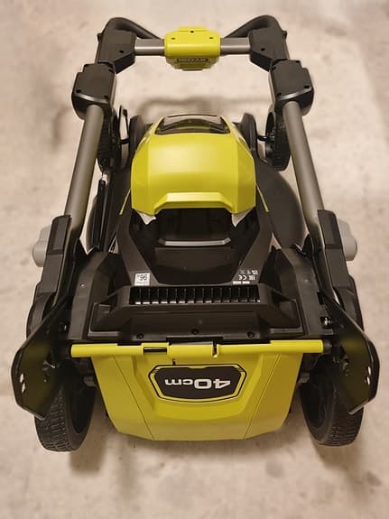 Oanvänt Ryobi RY36LM40A batteridriven gräsklippare 40cm