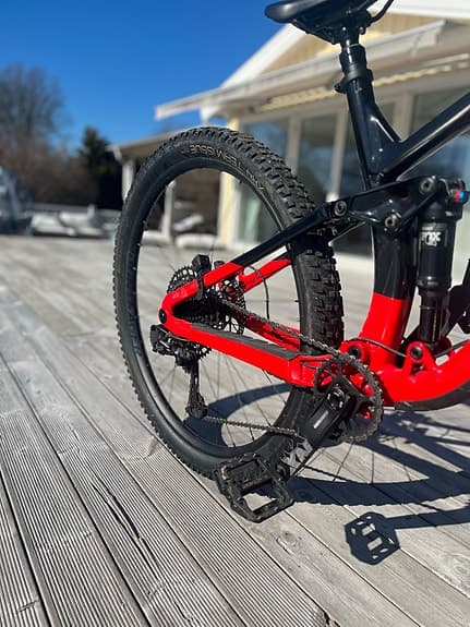 Trek heldämpad cykel 29" herr L, Nyskick, Fynd