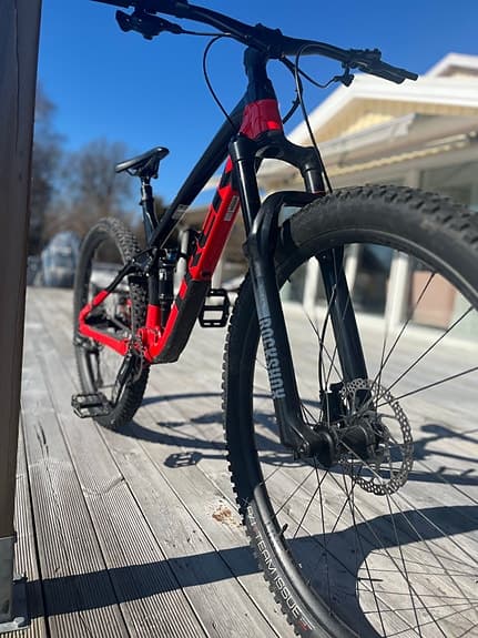 Trek heldämpad cykel 29" herr L, Nyskick, Fynd