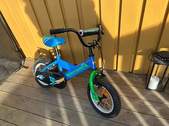 Barncykel 12" blå/grön