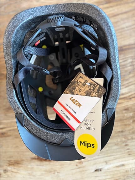 Ny Lazer Lizard+ MIPS hjälm svart stl L i kartong