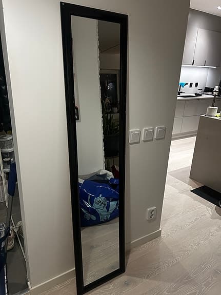 Mio Siluett Smal spegel 30x160,5 cm svart