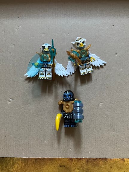 Lego Legends of Chima minifigurer med tillbehör