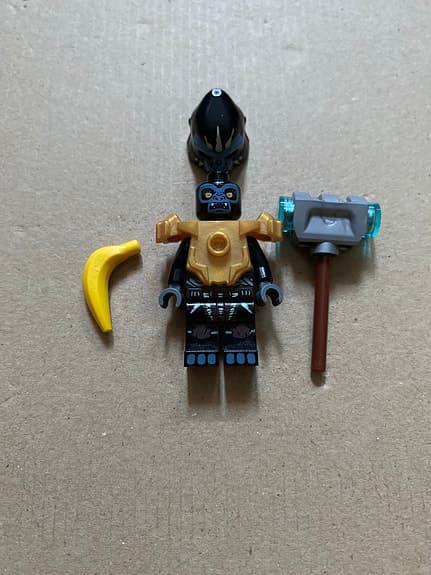 Lego Legends of Chima minifigurer med tillbehör