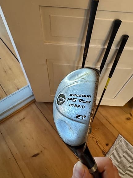 Golfklubbor Junior – 5 st + 1 headcover 200 kr eller 50 kr st.